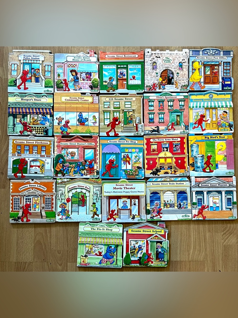 Vintage Sesame Street Elmo’s Neighborhood 22 Board Book Lot 1998–2001
